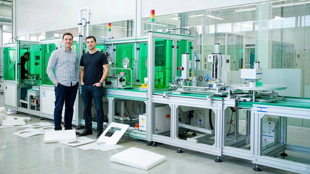 Cabin Filter Machine FAT with Israeli Client