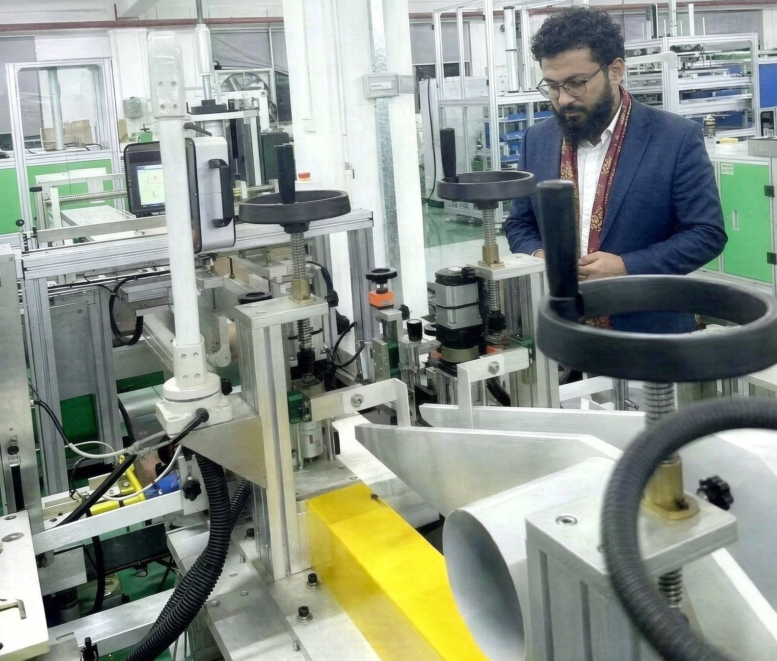 Cabin Filter Machine FAT with Kazakh Client
